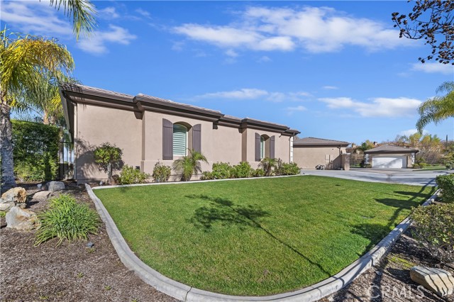 Detail Gallery Image 4 of 74 For 4085 Strandberg St, Corona,  CA 92881 - 4 Beds | 3/1 Baths