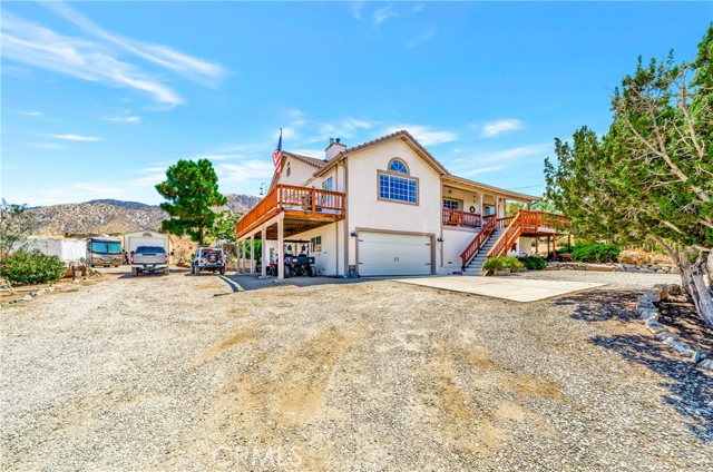 11720 Honeybee Lane, Juniper Hills CA: https://media.crmls.org/medias/91828e36-03cc-48f5-a6ec-1b7692ebe882.jpg