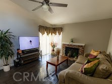 https://media.crmls.org/medias/9182a7b3-61ca-46f0-8c3d-8b8b29ede5b5.jpg?preset=X-Large