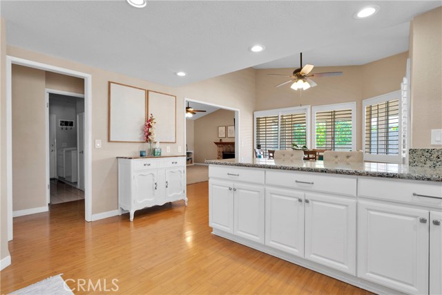 13950 High Falls Trail, Apple Valley CA: https://media.crmls.org/medias/9182e8b6-faec-4c13-9ab8-af402f5a3b26.jpg