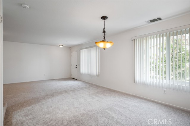 Detail Gallery Image 14 of 47 For 1008 S Harbor Heights Dr #B,  Harbor City,  CA 90710 - 3 Beds | 2/1 Baths