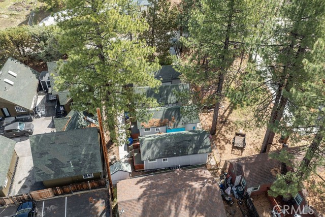 528 Cottage Lane, Big Bear Lake CA: https://media.crmls.org/medias/91835c0d-b6bf-456e-bb45-90bc487fb9a6.jpg