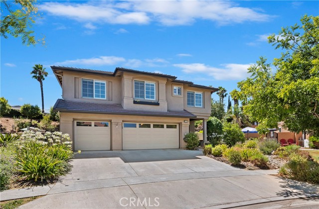 Detail Gallery Image 2 of 51 For 3114 Veranda Ln, Corona,  CA 92882 - 4 Beds | 3/1 Baths