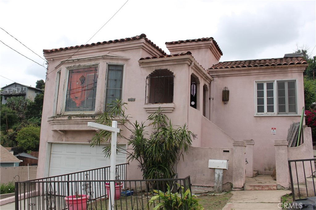 3842 Woolwine Drive, Los Angeles, CA 90063