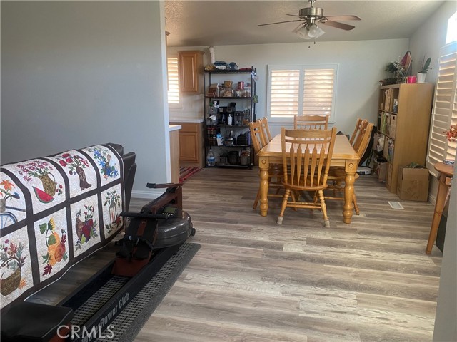 Detail Gallery Image 4 of 27 For 1250 N Kirby St #132,  Hemet,  CA 92545 - 2 Beds | 2 Baths