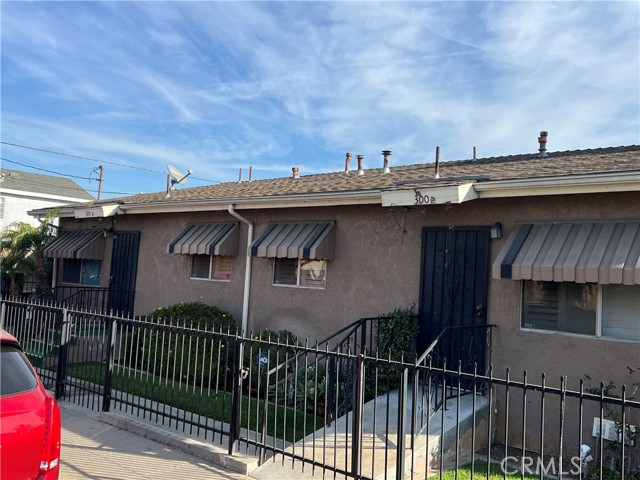 Detail Gallery Image 1 of 4 For 300 N Dwight Ave, Compton,  CA 90220 - 4 Beds | 2 Baths