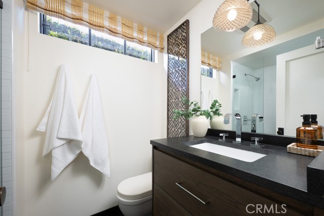 604 Begonia Avenue, Corona del Mar CA: https://media.crmls.org/medias/91873e84-e884-4123-a6cc-8767f83e3e78.jpg