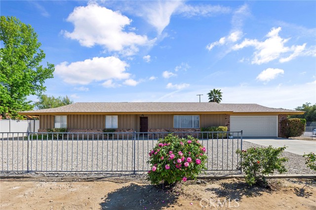 Detail Gallery Image 3 of 43 For 41715 Stetson Ave, Hemet,  CA 92544 - 3 Beds | 2 Baths