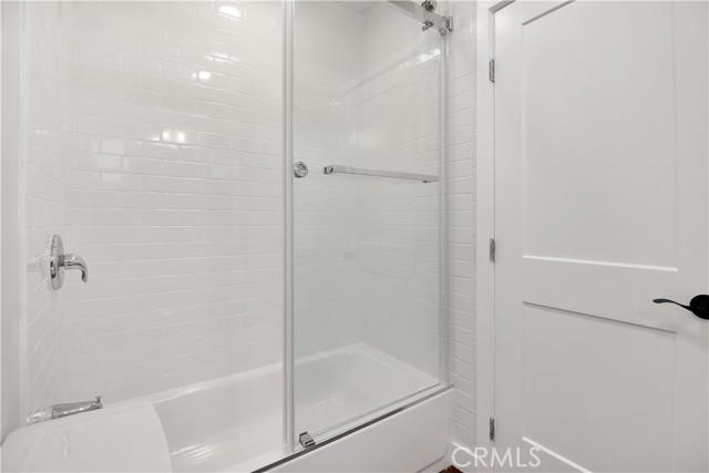 230 30th Place, Hermosa Beach CA: https://media.crmls.org/medias/9188341e-31b5-4e2a-b754-0c54fd8fe676.jpg