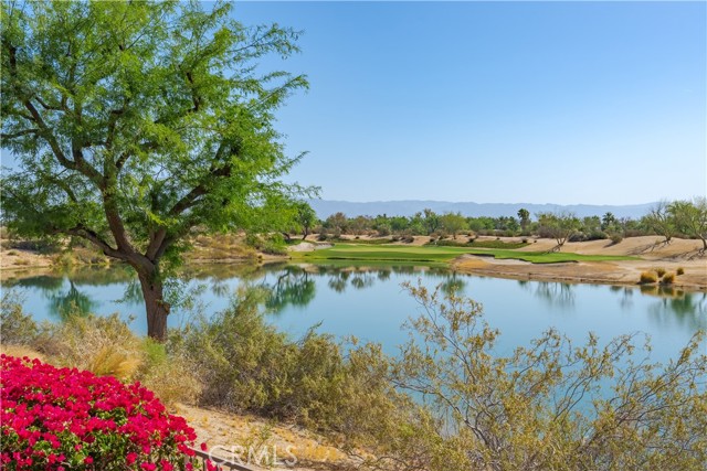 Detail Gallery Image 9 of 33 For 55380 Royal St George, La Quinta,  CA 92253 - 4 Beds | 4/1 Baths