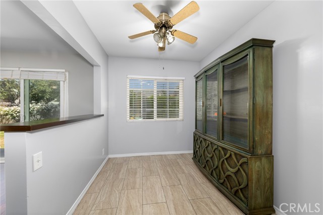 261 E Fig Avenue, Monrovia CA: https://media.crmls.org/medias/918a23fa-27f3-4e8e-8a74-e370d1065f0d.jpg