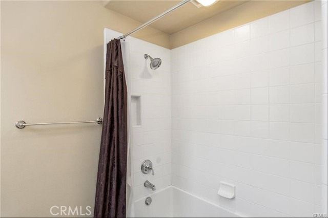 38 Larkfield, Irvine CA: https://media.crmls.org/medias/918a6d00-820d-4fbd-ab9b-cd3d04cac104.jpg