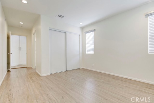 Detail Gallery Image 13 of 27 For 5709 Beck Ave, North Hollywood,  CA 91601 - 2 Beds | 2 Baths