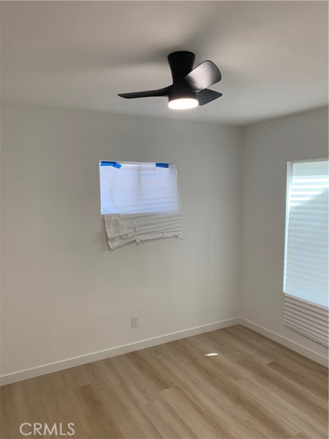 Detail Gallery Image 11 of 24 For 1209 W 40th Pl, Los Angeles,  CA 90037 - 2 Beds | 1 Baths