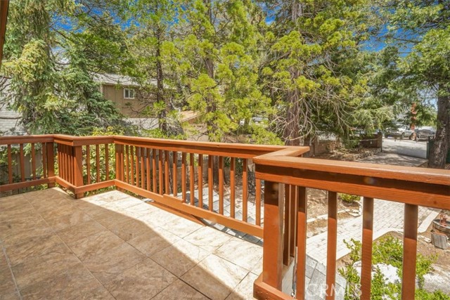 Detail Gallery Image 33 of 39 For 1954 Nob Hill Dr, Running Springs,  CA 92382 - 4 Beds | 2 Baths