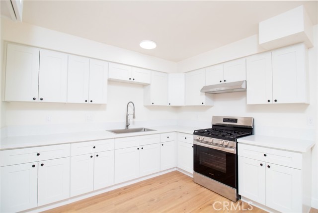 Detail Gallery Image 12 of 25 For 1921 Sherry, Santa Ana,  CA 92705 - 3 Beds | 2 Baths