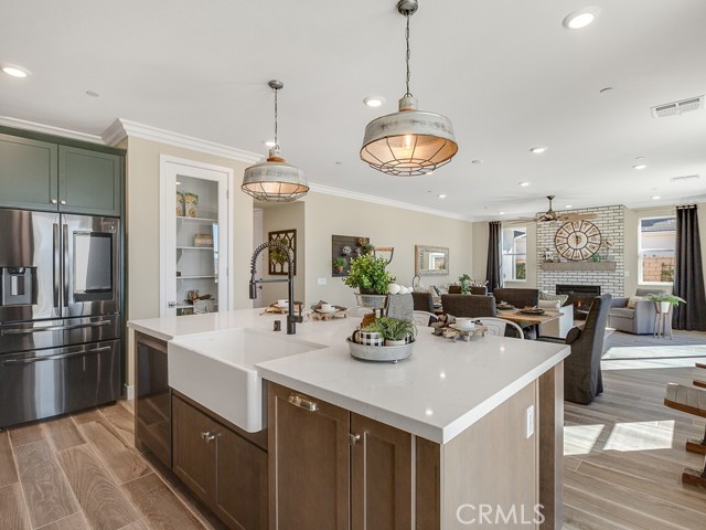 Detail Gallery Image 19 of 39 For 28921 Saddle Cir, Castaic,  CA 91384 - 4 Beds | 3 Baths