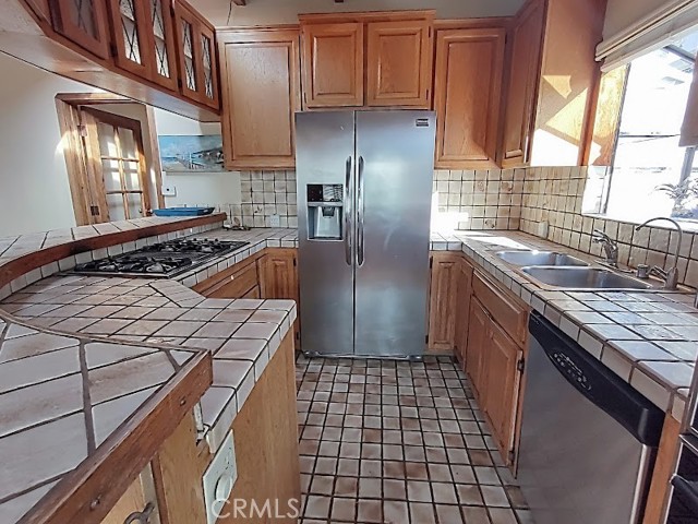 2612 Alma Avenue, Manhattan Beach, California 90266, 3 Bedrooms Bedrooms, ,2 BathroomsBathrooms,Residential,Sold,Alma,SB21248394