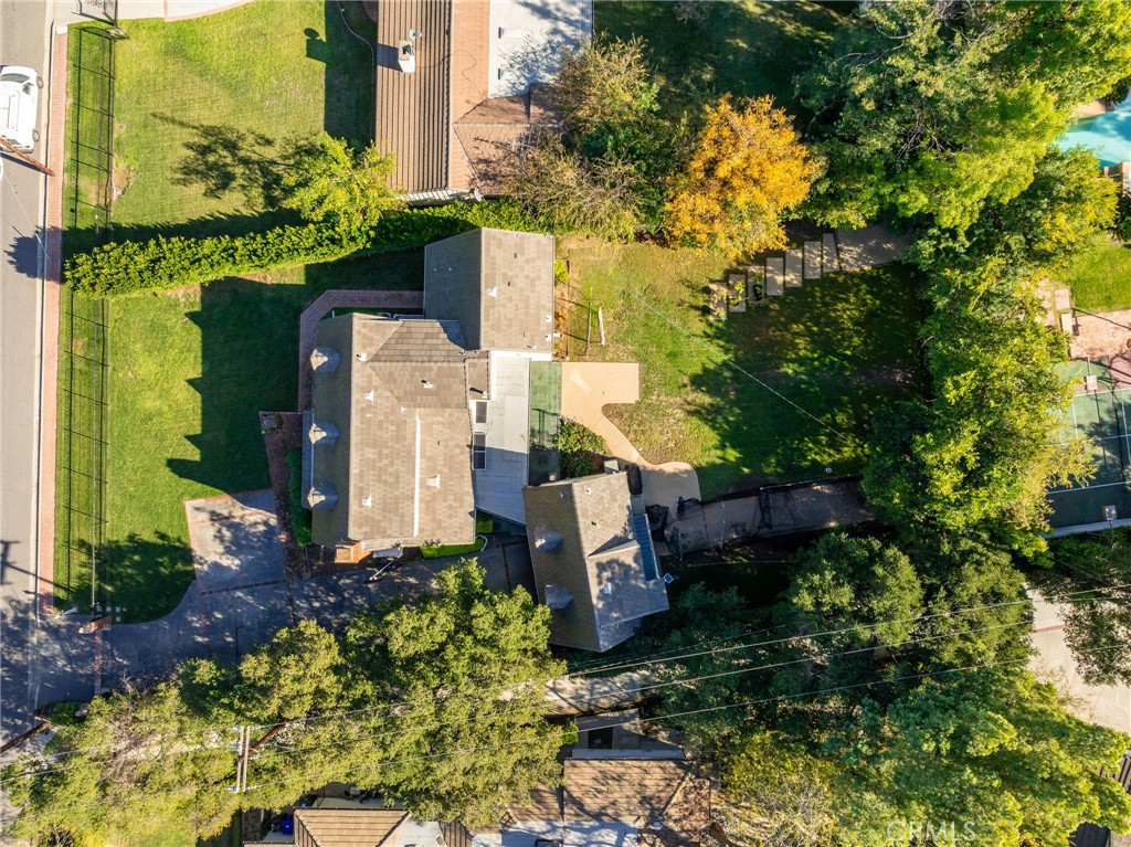 https://media.crmls.org/medias/918cc3a5-4432-4ac6-8e7c-f006eabd0011.jpg?preset=X-Large