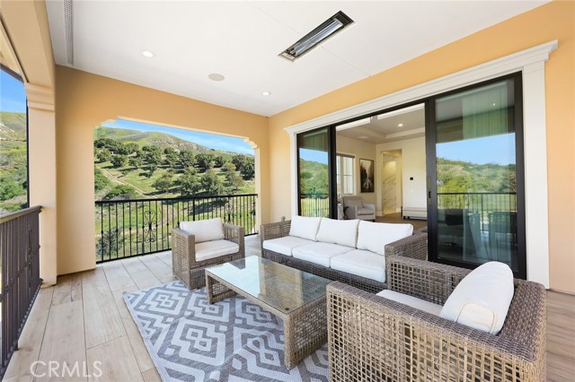 Detail Gallery Image 30 of 62 For 107 Clear Falls, Irvine,  CA 92602 - 5 Beds | 5/1 Baths