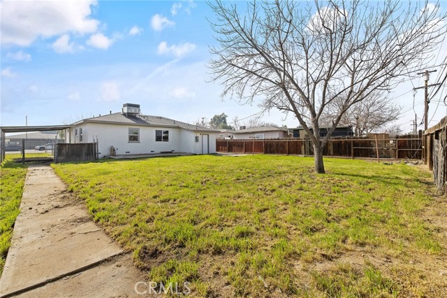 Detail Gallery Image 25 of 28 For 412 E Fairview Rd, Bakersfield,  CA 93307 - 2 Beds | 1 Baths