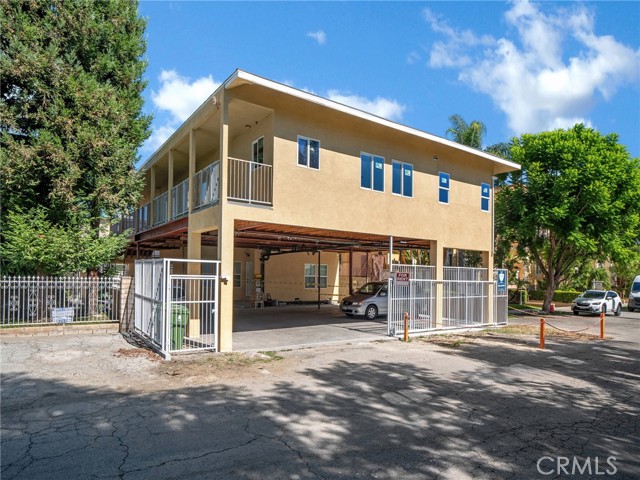 Detail Gallery Image 2 of 22 For 14545 Margate St #1,  Sherman Oaks,  CA 91411 - 3 Beds | 2 Baths