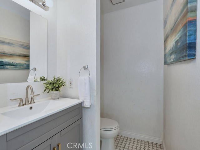 Detail Gallery Image 12 of 38 For 6 Parrell Ave, Lake Forest,  CA 92610 - 3 Beds | 2/1 Baths