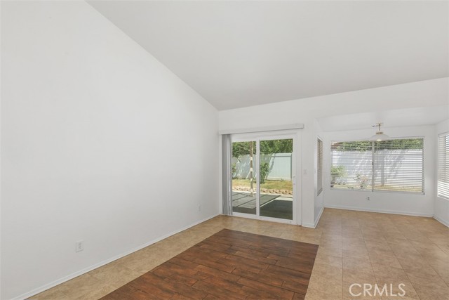 Image 8 of 26 For 24926 Regis Court