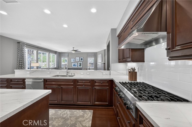 Detail Gallery Image 23 of 75 For 46093 Hunter Trail, Temecula,  CA 92592 - 5 Beds | 4/1 Baths