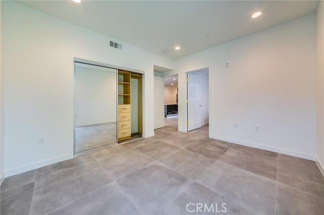 Detail Gallery Image 6 of 15 For 214 Westmoreland #5,  Los Angeles,  CA 90004 - 2 Beds | 2 Baths