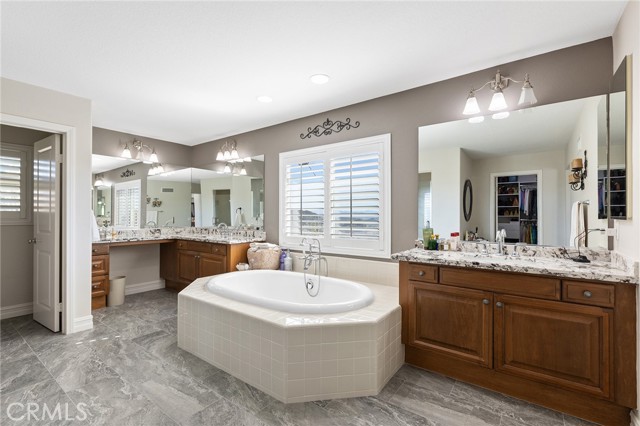 Detail Gallery Image 28 of 65 For 26732 Golden Cup Ct, Murrieta,  CA 92562 - 4 Beds | 4/1 Baths