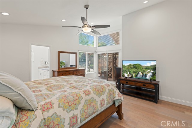 Detail Gallery Image 15 of 23 For 26816 Cold Springs St, Calabasas,  CA 91301 - 3 Beds | 3 Baths
