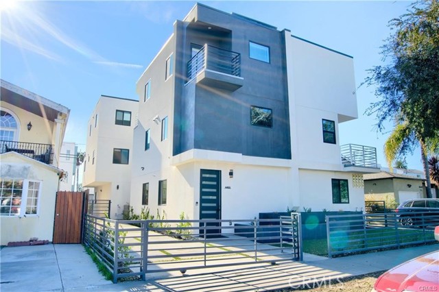 4455 S Slauson AVE