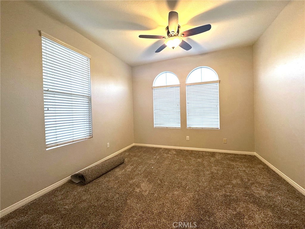 https://media.crmls.org/medias/9191d287-fca9-4c8c-9730-3b4be3019804.jpg?preset=X-Large
