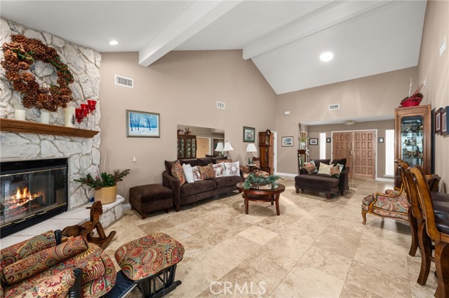 36608 Oak Ridge Drive, Yucaipa CA: https://media.crmls.org/medias/9191ff08-750d-4006-beae-cd5b21e4b2f9.jpg