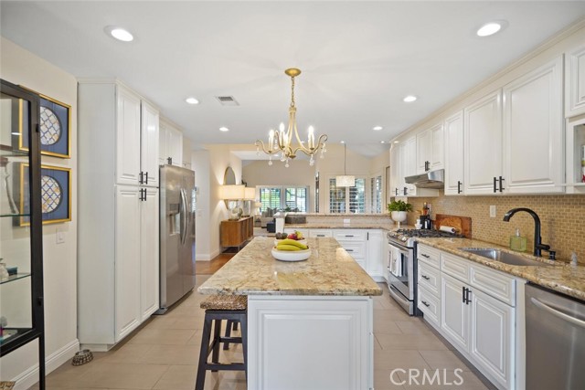 Detail Gallery Image 18 of 75 For 6617 Oak Forest Dr, Oak Park,  CA 91377 - 3 Beds | 2/1 Baths
