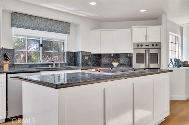 1021 Avenue D, Redondo Beach, California 90277, 4 Bedrooms Bedrooms, 0 ,2 BathroomsBathrooms,Residential,For Sale,Avenue D,0,SB26127548