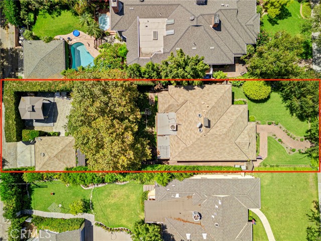 1046 E Grinnell Drive, Burbank CA: https://media.crmls.org/medias/9193bb63-c46f-4840-9cc3-35f372fb91fd.jpg