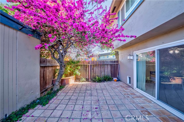 Detail Gallery Image 4 of 37 For 4394 Dina Ct, Cypress,  CA 90630 - 4 Beds | 2/1 Baths
