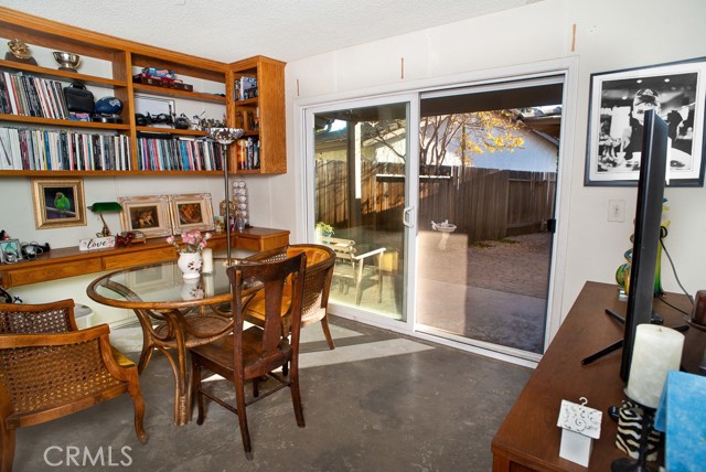 Detail Gallery Image 13 of 36 For 1104 Glenbridge Cir, Westlake Village,  CA 91361 - 2 Beds | 2 Baths