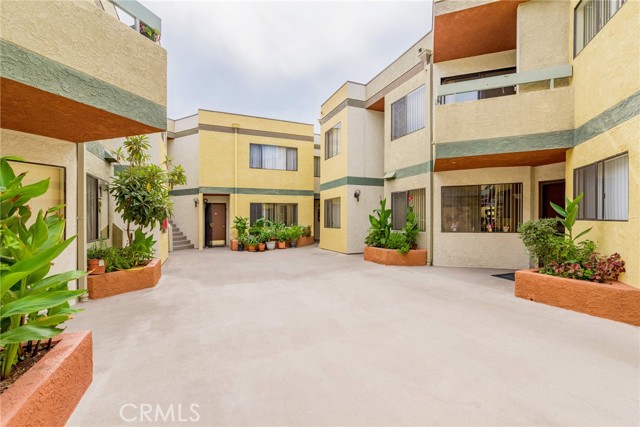 Detail Gallery Image 24 of 25 For 1142 Stanley Ave #12,  Glendale,  CA 91206 - 2 Beds | 2 Baths