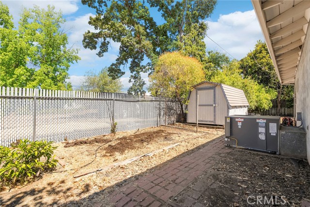 Detail Gallery Image 34 of 40 For 1702 Oak Vista Avenue, Chico,  CA 95926 - 3 Beds | 2 Baths