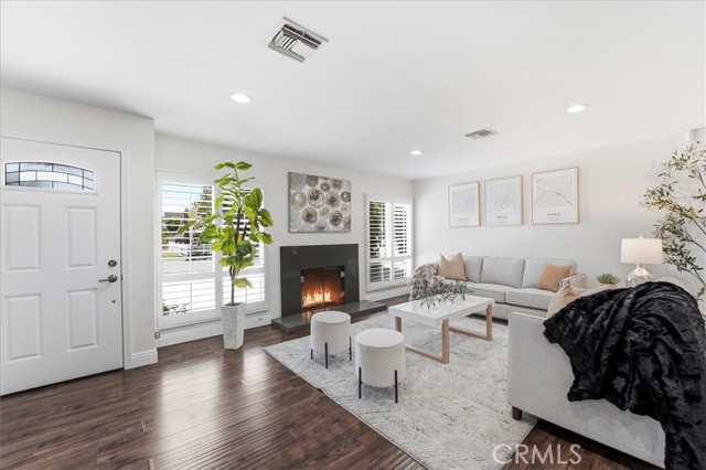Front Image Thumbnail for CRSB26162756