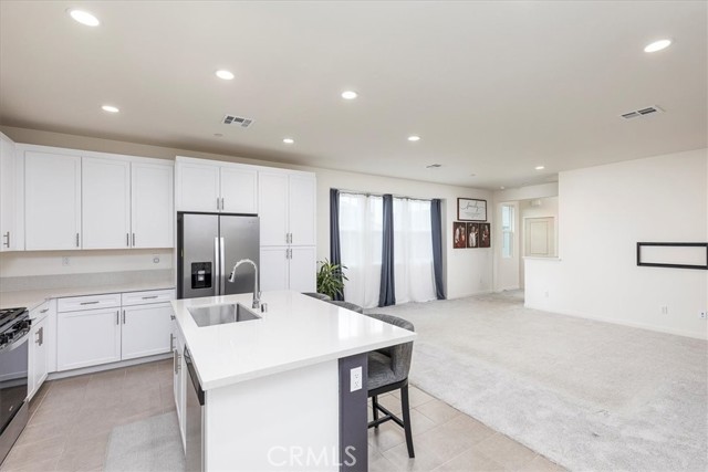 Detail Gallery Image 8 of 54 For 16040 Jamie Ln #8,  Fontana,  CA 92336 - 3 Beds | 2 Baths