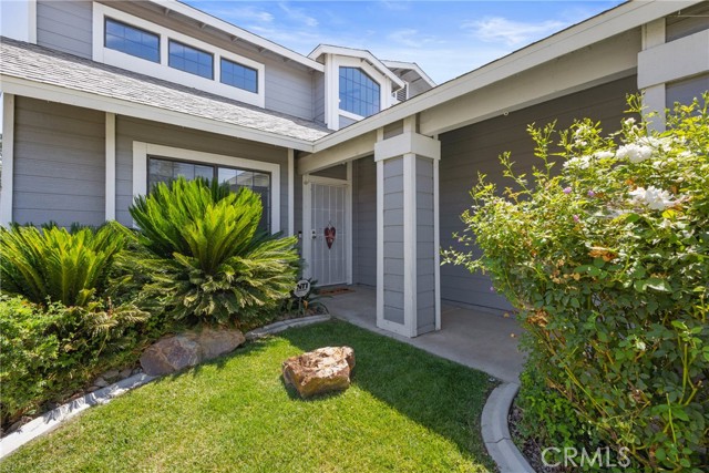 Detail Gallery Image 1 of 38 For 1375 Western Village Dr, San Jacinto,  CA 92583 - 3 Beds | 2/1 Baths