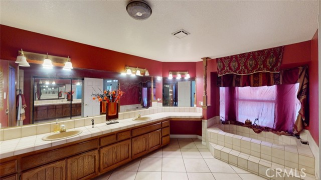 Detail Gallery Image 43 of 65 For 13889 Olathe Rd, Apple Valley,  CA 92307 - 5 Beds | 2/1 Baths