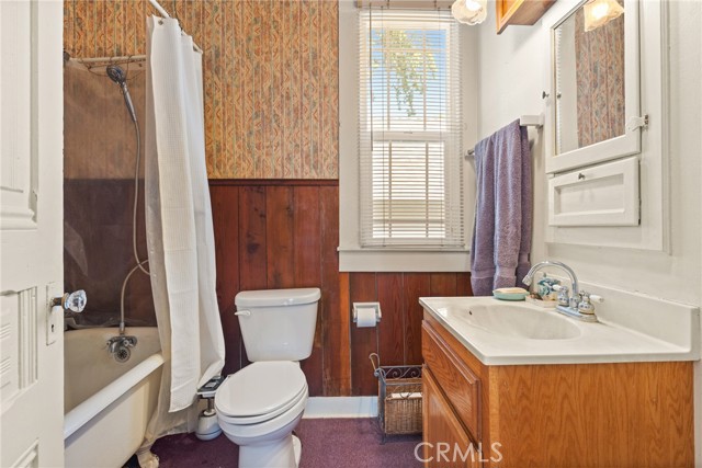 Detail Gallery Image 12 of 29 For 1333 Normal Ave, Chico,  CA 95928 - 3 Beds | 1 Baths