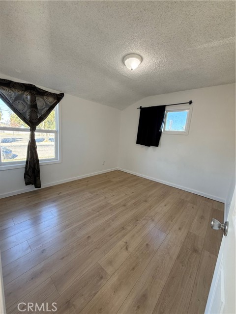 Detail Gallery Image 21 of 28 For 144 E Avenue Q, Palmdale,  CA 93550 - 3 Beds | 1/1 Baths