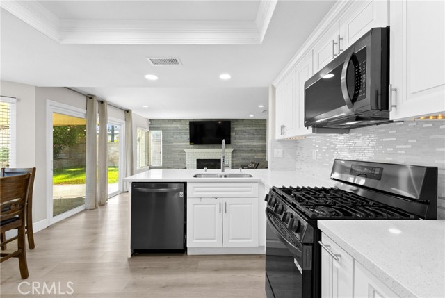 Detail Gallery Image 27 of 75 For 2488 W Summerset Dr, Rialto,  CA 92377 - 4 Beds | 3 Baths