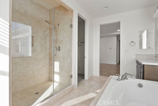 35 Manzanillo, Lake Forest CA: https://media.crmls.org/medias/919a014f-8db2-4115-8a5b-6dd0863a4f1d.jpg